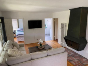Lovely 2BR Home with Fireplace and Patio in Culver